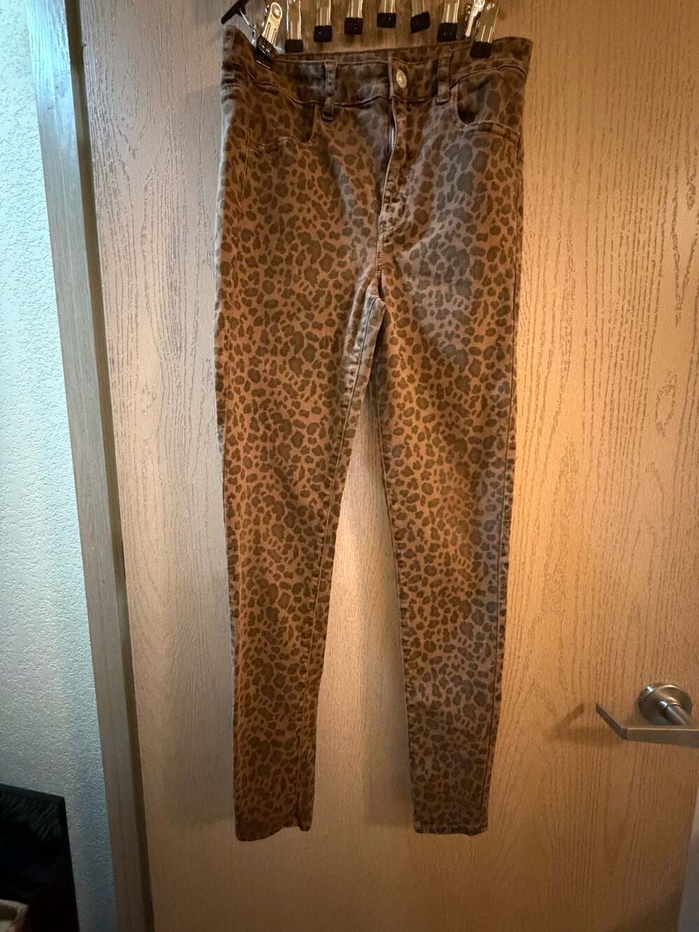 American Eagle Outfitters Animal Print Size 8 Long